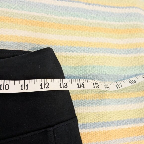 ⭐ Lou & Grey Black High-rise Leggings (With Pockets!) Size Small - Picture 8 of 16
